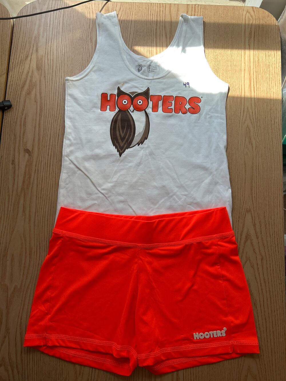 b1-49 Womens 2pc Hooters Girl Worn Uniform Tank Shorts Small/Medium Waist 14-17”